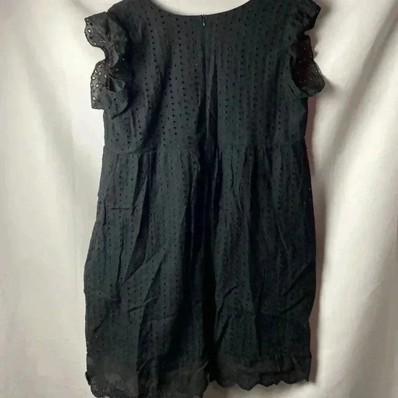 UNBRANDED WOMENS SIZE MEDIUM BLACK EYELET ROMPER DRESS BACK ZIPPER CLEAN - Picture 11 of 16
